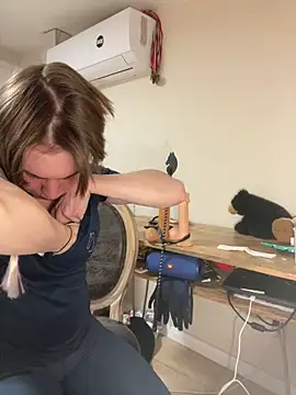 femboybandi online show from 02-21-26, 12:23