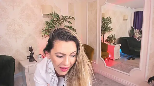 LexySinner online show from 03-20-25, 08:40