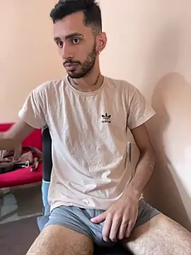 Snapshot of iendriw chatting on 03-10-25, 12:17 iendriw online show from 03-10-25, 12:17