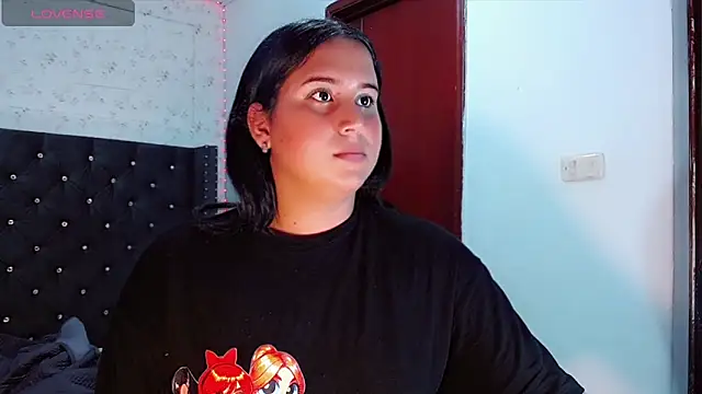 sofiadoly  online show from 02-22-25, 02:19