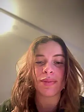 Snapshot of gynna_kimera chatting on 10-16-25, 04:43 gynna kimera online show from 10-16-25, 04:43