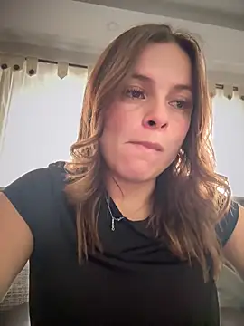 gynna kimera online show from 10-28-25, 03:44