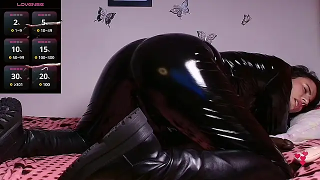 SophiTay online show from 03-08-25, 05:07