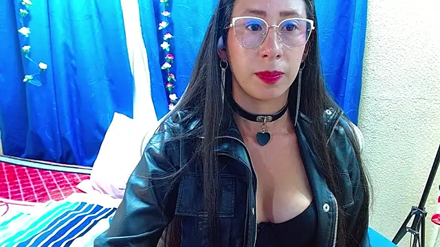 Gia leinn online show from 04-22-26, 12:28