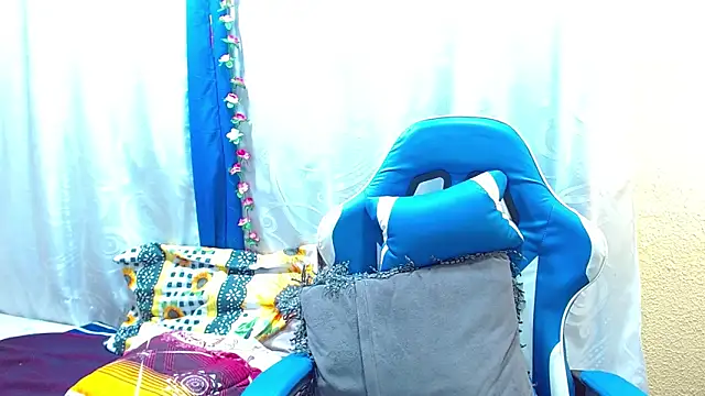 Gia leinn online show from 03-02-26, 02:02