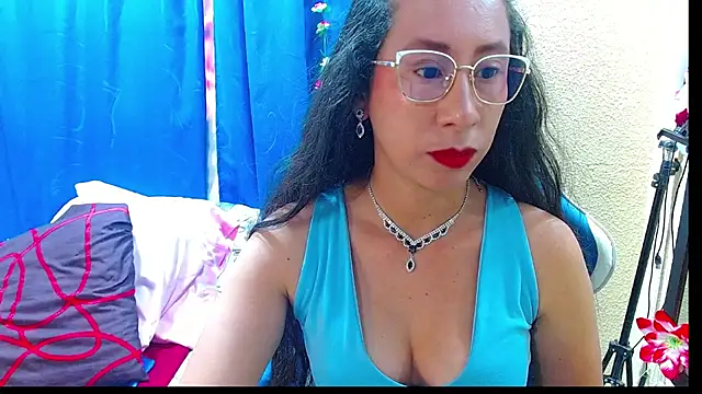 Gia leinn online show from 07-10-26, 03:12