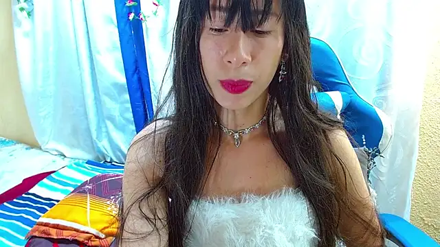 Gia leinn online show from 12-18-25, 03:49