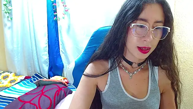 Gia leinn online show from 12-20-25, 02:42