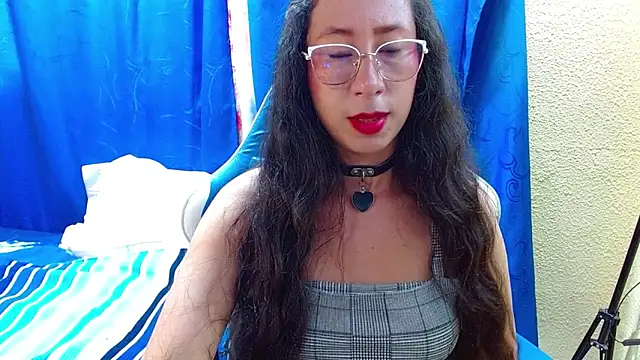 Gia leinn online show from 05-24-26, 03:34