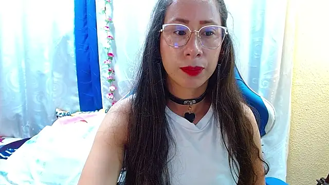 Gia leinn online show from 03-25-26, 02:27