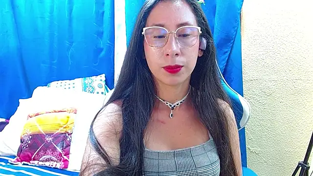 Gia leinn online show from 06-18-26, 09:20