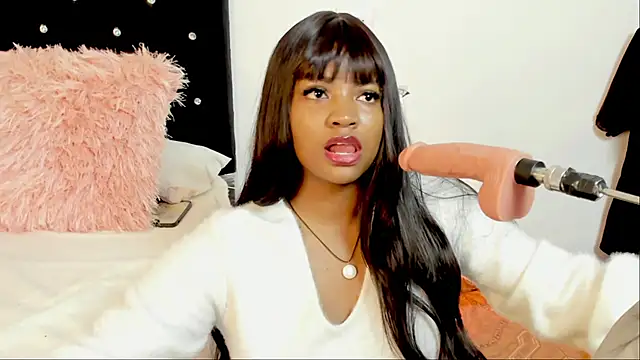 Snapshot of ValerieBlakee chatting on 10-10-25, 05:03 ValerieBlakee online show from 10-10-25, 05:03