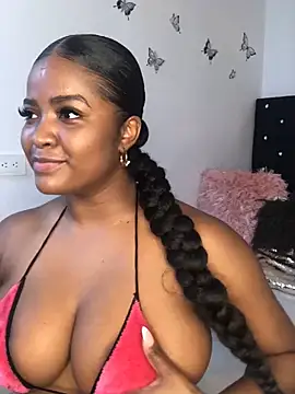 Snapshot of ValerieBlakee chatting on 03-21-25, 11:56 ValerieBlakee online show from 03-21-25, 11:56