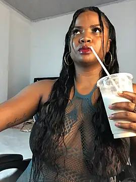 ValerieBlakee online show from 05-26-26, 10:08