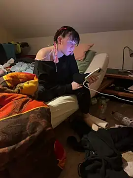 Snapshot of Tightassslut18 chatting on 02-27-25, 09:58 Tightassslut18 online show from 02-27-25, 09:58