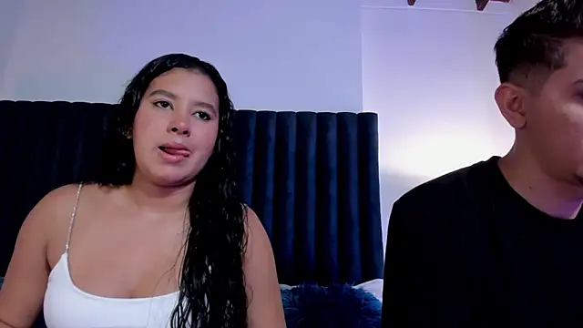 Snapshot of BonnieeAndClyde chatting on 10-24-25, 08:41 BonnieeAndClyde online show from 10-24-25, 08:41