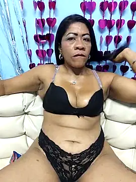 Snapshot of Tocameamor chatting on 03-03-25, 04:21 Tocameamor online show from 03-03-25, 04:21
