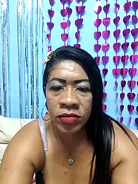 Snapshot of Tocameamor chatting on 03-04-25, 01:01 Tocameamor online show from 03-04-25, 01:01
