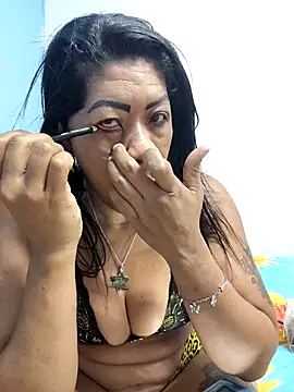 Snapshot of Tocameamor chatting on 09-20-25, 01:49 Tocameamor online show from 09-20-25, 01:49