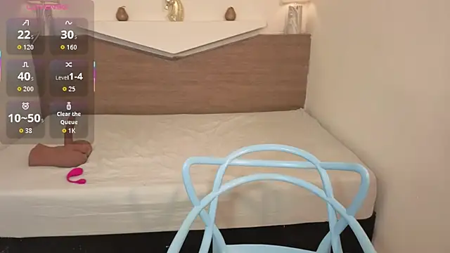 ChloeMoon9 online show from 12-22-25, 01:22