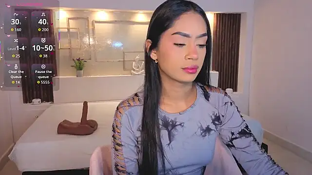 ChloeMoon9 online show from 10-20-25, 01:11