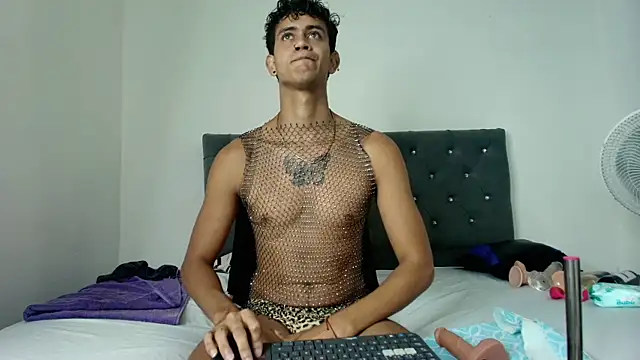 Maximiliano  Fire online show from 02-07-26, 07:11