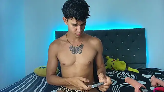 Maximiliano  Fire online show from 10-03-25, 07:15