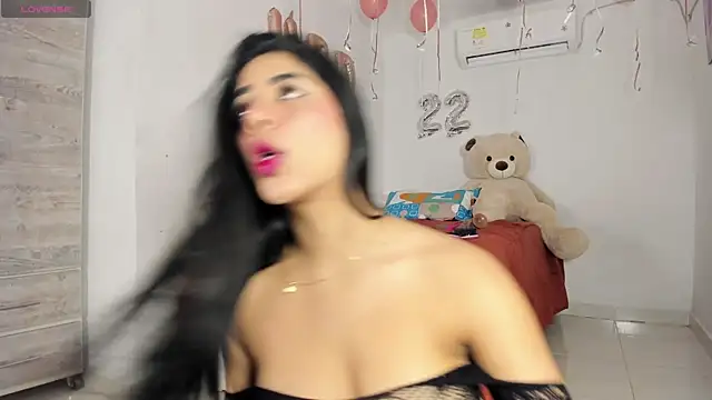 flor herrera01 online show from 01-13-26, 05:44