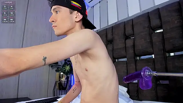 ValentinoMoreti online show from 09-26-25, 02:24