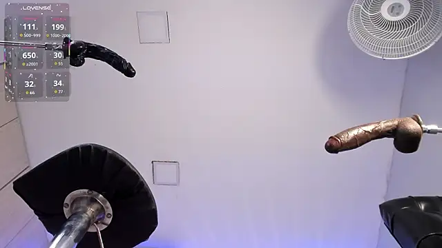 ValentinoMoreti online show from 10-03-25, 02:51