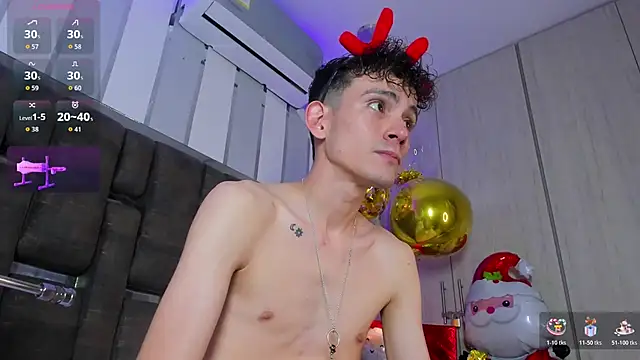 Snapshot of ValentinoMoreti chatting on 12-22-25, 05:40 ValentinoMoreti online show from 12-22-25, 05:40