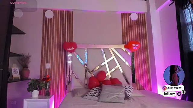 sweetviolet   online show from 02-18-26, 12:34