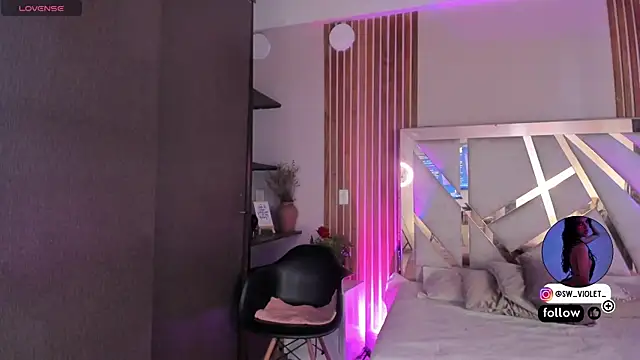 sweetviolet   online show from 04-14-26, 12:32