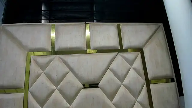 Kendall 6669 online show from 11-20-25, 01:12