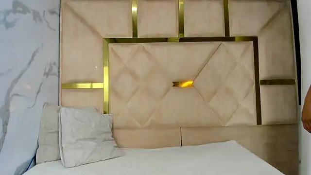 Kendall 6669 online show from 11-27-25, 01:00