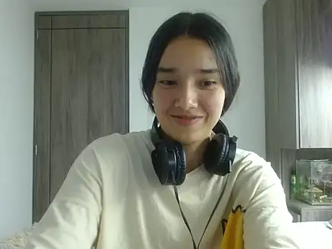  luna 777 online show from 06-06-26, 12:05