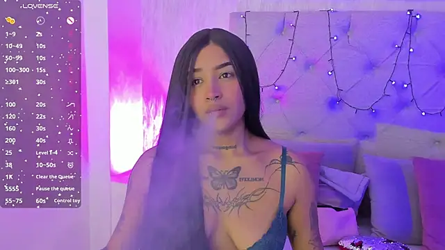 goth tasha online show from 10-20-25, 07:58