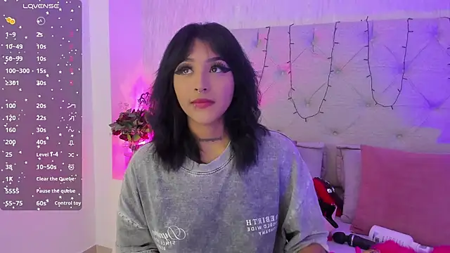 goth tasha online show from 10-01-25, 08:13