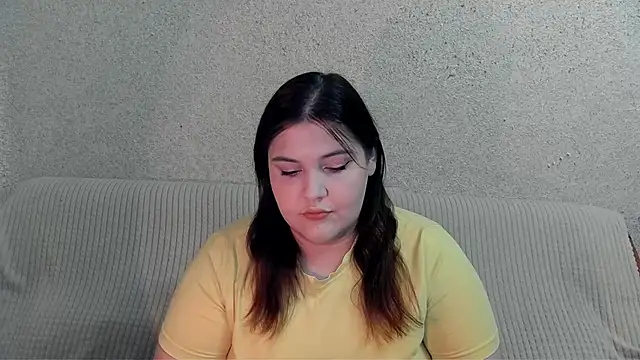 Snapshot of rachelwild chatting on 10-22-25, 05:12 rachelwild online show from 10-22-25, 05:12