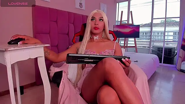 CHANELL 11INCHES online show from 09-21-25, 07:52