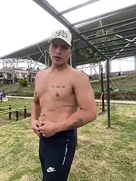 Snapshot of MaxxxSteil chatting on 02-05-26, 08:48 MaxxxSteil online show from 02-05-26, 08:48