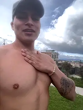 Snapshot of MaxxxSteil chatting on 09-18-25, 09:18 MaxxxSteil online show from 09-18-25, 09:18