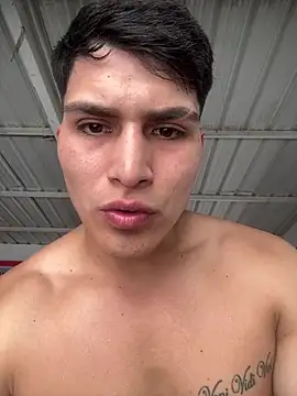 Snapshot of MaxxxSteil chatting on 02-07-26, 02:36 MaxxxSteil online show from 02-07-26, 02:36