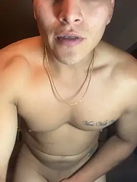 Snapshot of MaxxxSteil chatting on 02-18-26, 05:49 MaxxxSteil online show from 02-18-26, 05:49