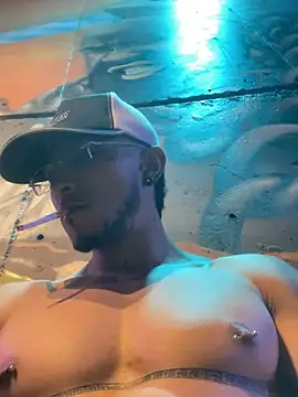 Snapshot of MaxxxSteil chatting on 03-18-25, 12:40 MaxxxSteil online show from 03-18-25, 12:40