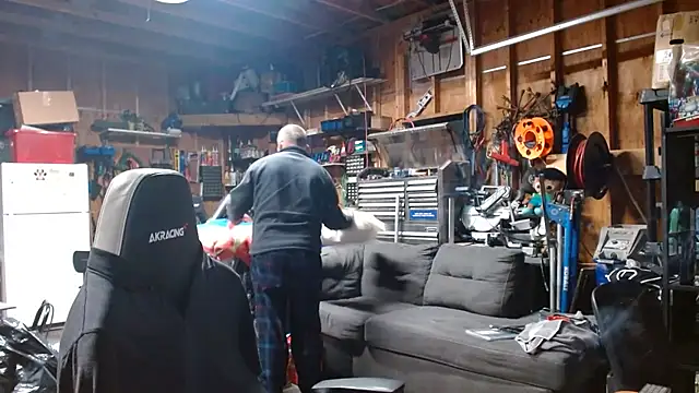 Randomoldguy615 online show from 02-22-26, 04:59