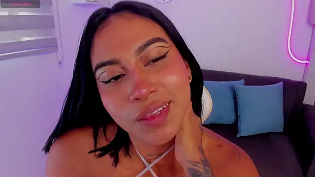 Ivyy Moon  online show from 09-20-25, 07:41