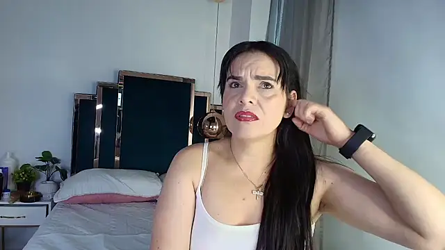 laura hotties online show from 06-05-26, 05:29