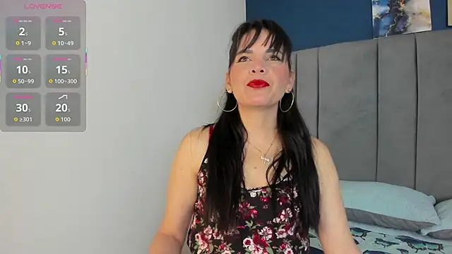 laura hotties online show from 10-16-25, 12:57