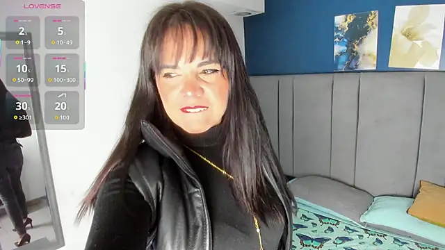 laura hotties online show from 10-15-25, 01:08